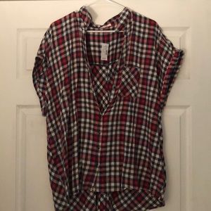 Maurice’s 2X Plaid Button down